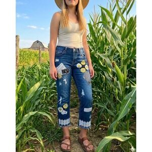 Levi's 505 Straight Leg Jeans Distressed Patchwork Denim Capri 30" Waist